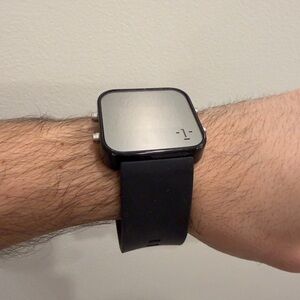1FaceWatch Black